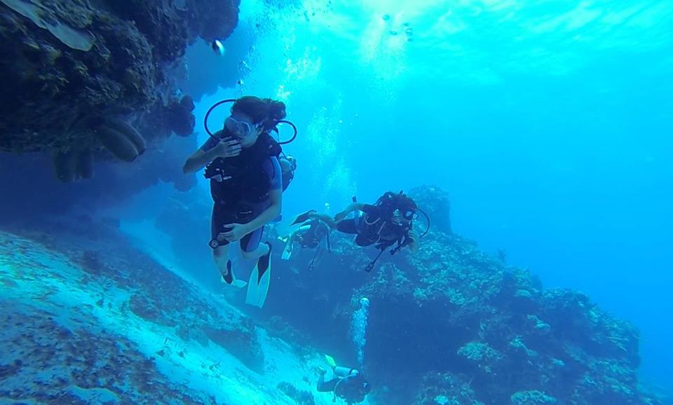 Buceo sobre 4000 metros de profundidad
